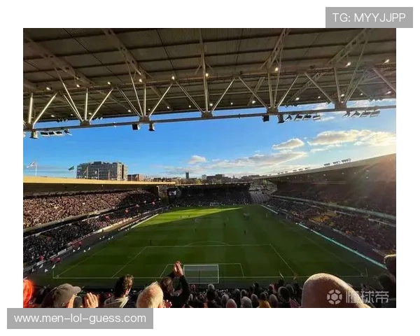 足球迷心中的氛围大师 球场内外最能点燃激情的球星们